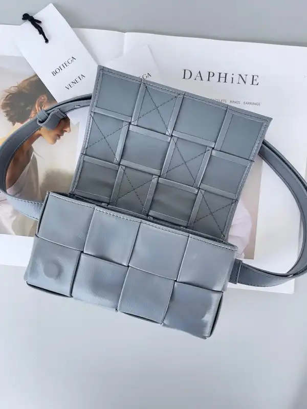 BOTTEGA VENETA CASSETTE BELT BAG