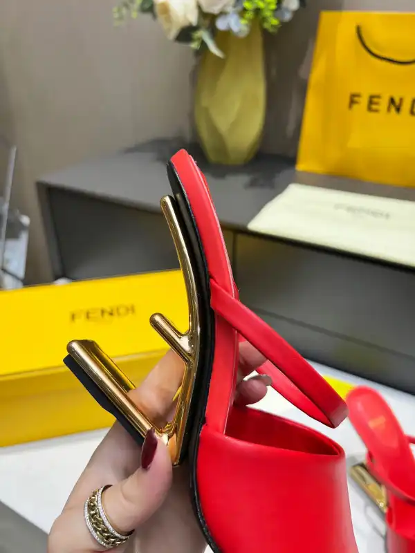 Bagsoffer Fendi First