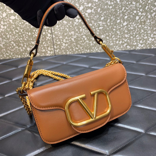 HOT SALE VALENTINO LOCÒ SMALL SHOULDER BAG IN CALFSKIN