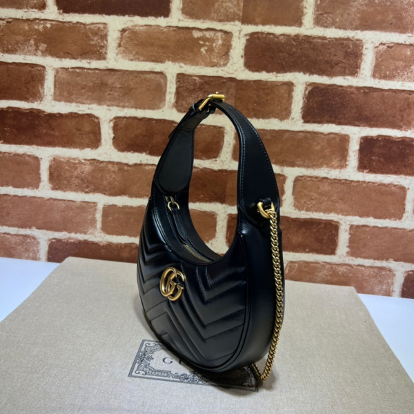 HOT SALE GUCCI GG Marmont half-moon-shaped mini bag