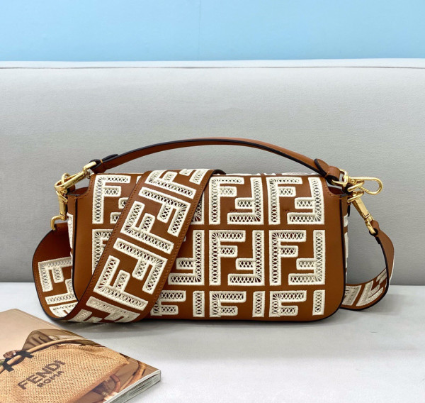 HOT SALE FENDI BAGUETTE