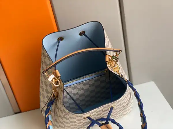 LOUIS VUITTON NÉONOÉ MM