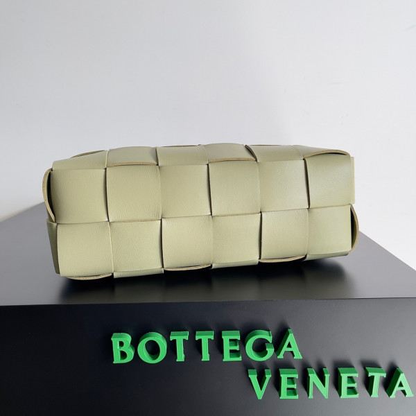 HOT SALE BOTTEGA VENETA BRICK CASSETTE