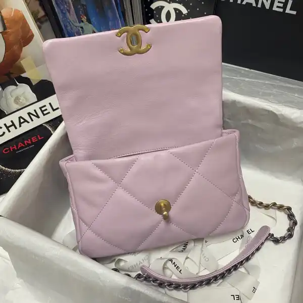 CHANEL 19 FLAP BAG