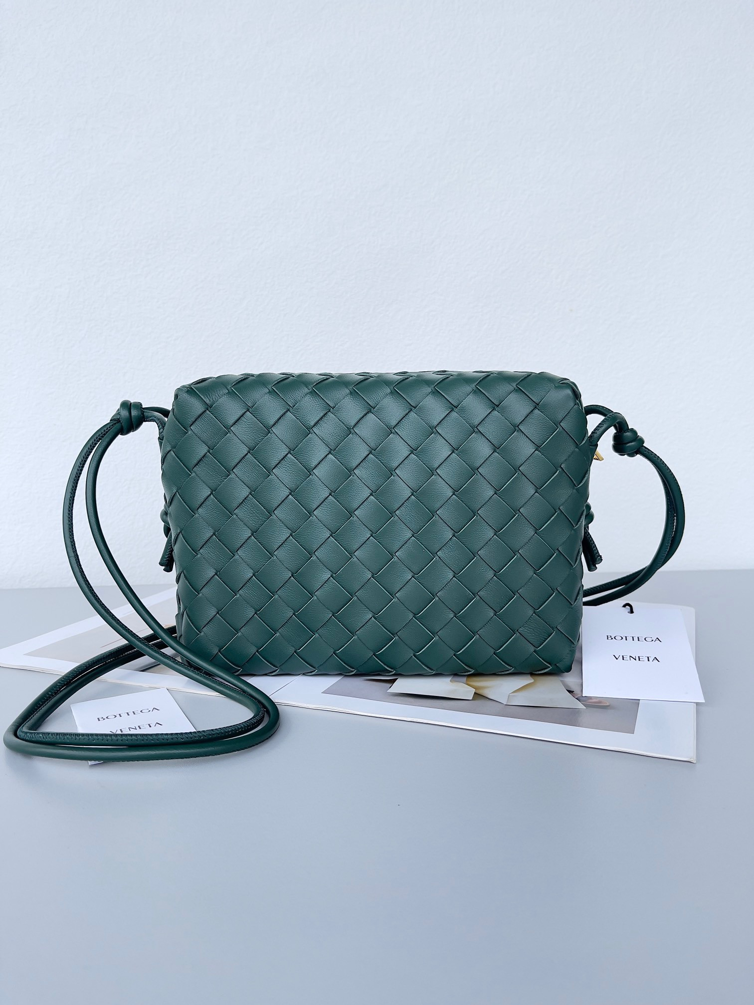 HOT SALE BOTTEGA VENETA Small Loop Camera Bag