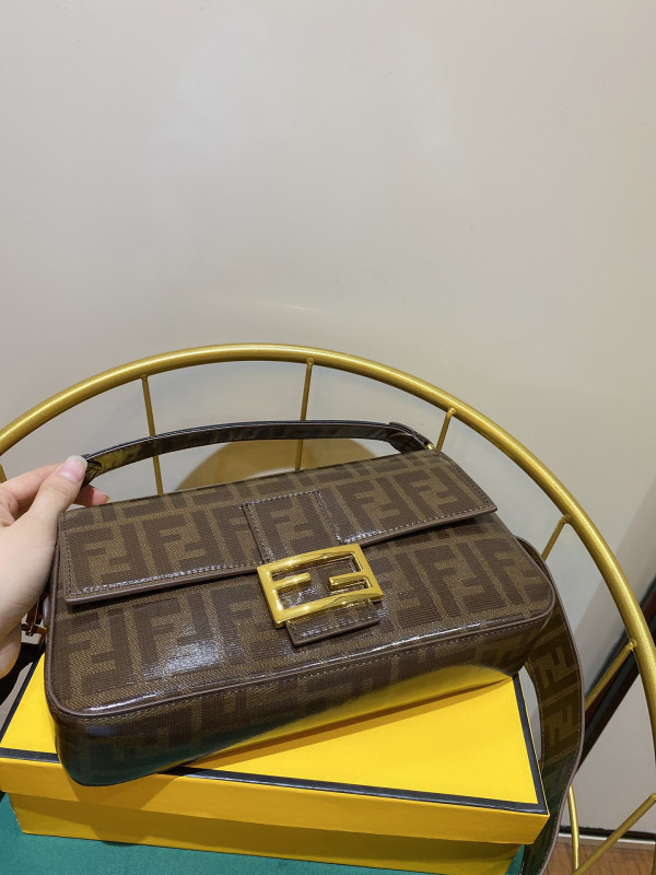 HOT SALE FENDI BAGUETTE