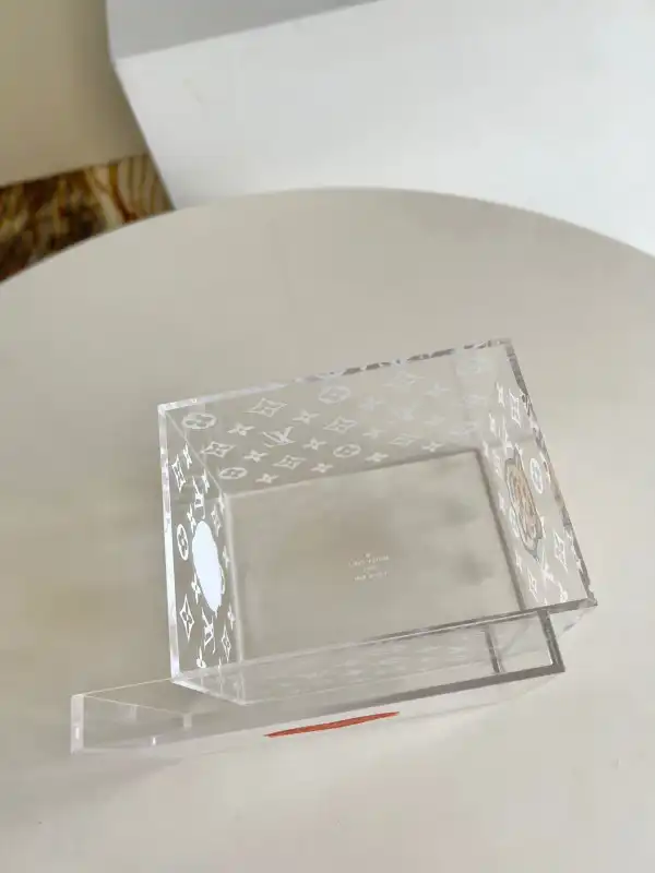 Bagsoffer LOUIS VUITTON TRANSPARENT BOX