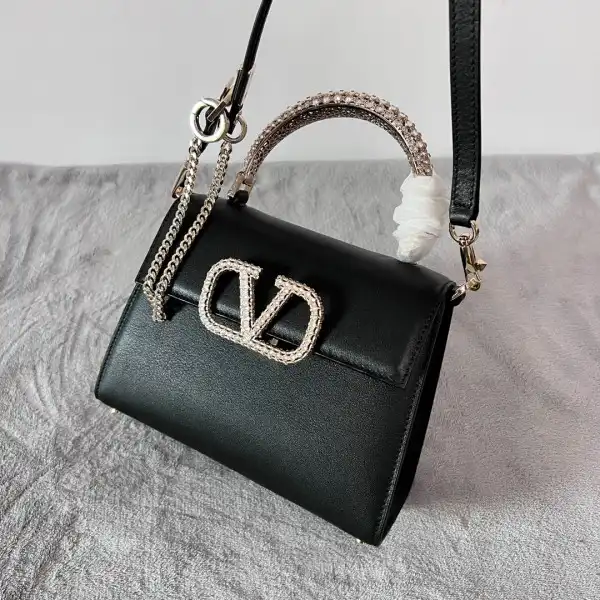 VALENTINO SMALL VSLING GRAINY CALFSKIN HANDBAG