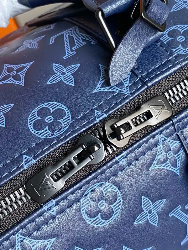 Frstbag ru LOUIS VUITTON KEEPALL BANDOULIÈRE 50