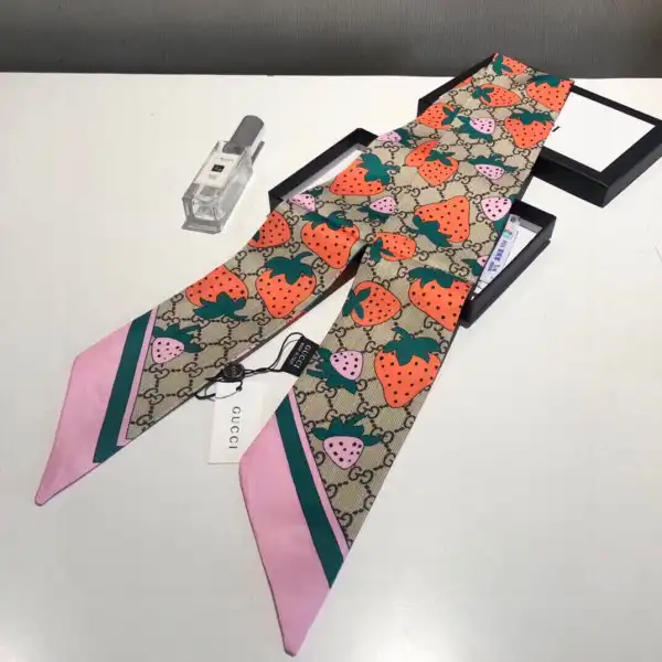 GUCCI BANDEAU