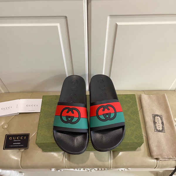 HOT SALE GUCCI Interlocking G slide sandal