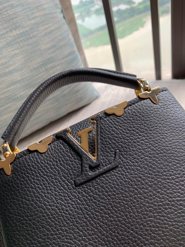 HOT SALE LOUIS VUITTON CAPUCINES MINI