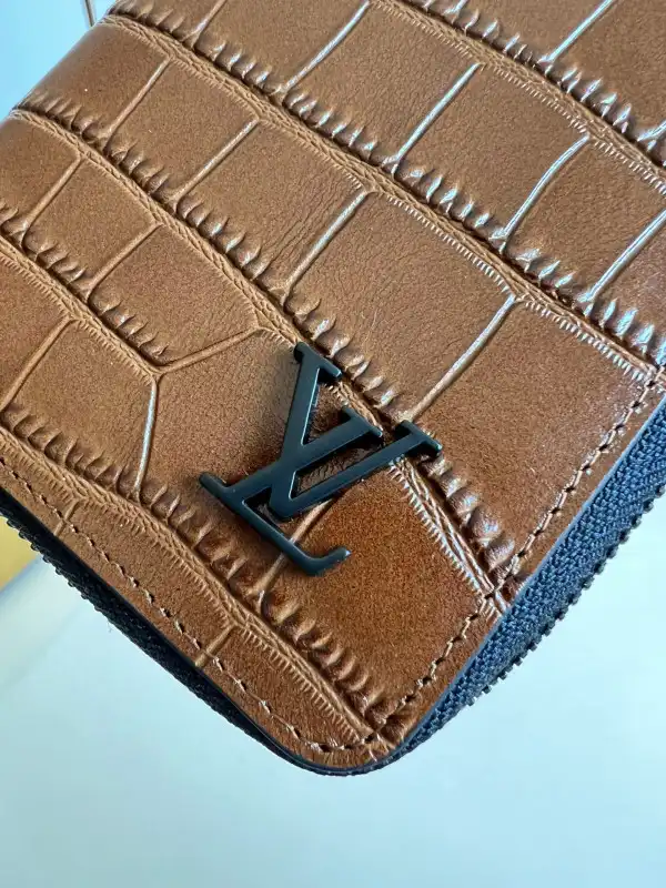 Cheap LOUIS VUITTON ZIPPY WALLET