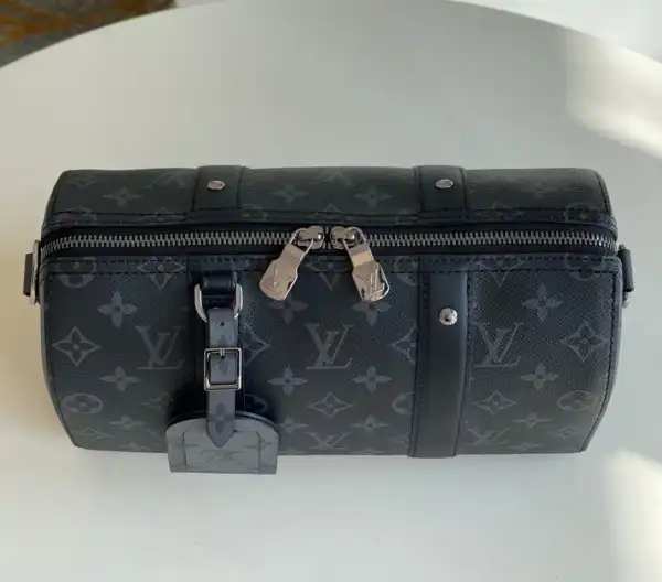 First bag ru Louis Vuitton CITY KEEPALL