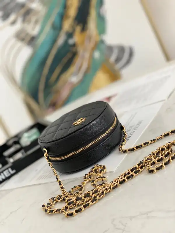 CHANEL ROUND BAG