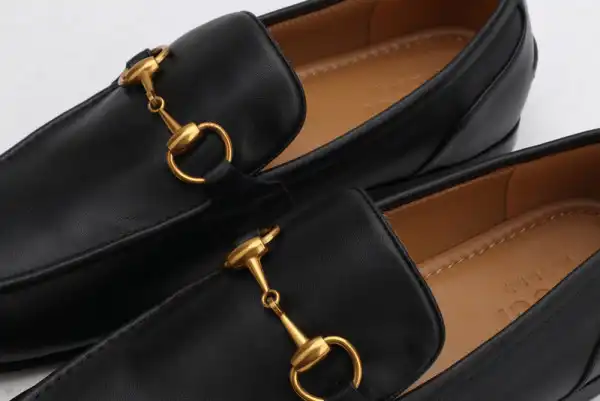 First bag ru GUCCI Jordaan leather loafer