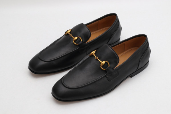 HOT SALE GUCCI Jordaan leather loafer