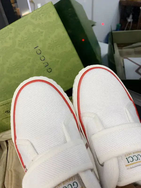 GUCCI Tennis 1977 sneaker