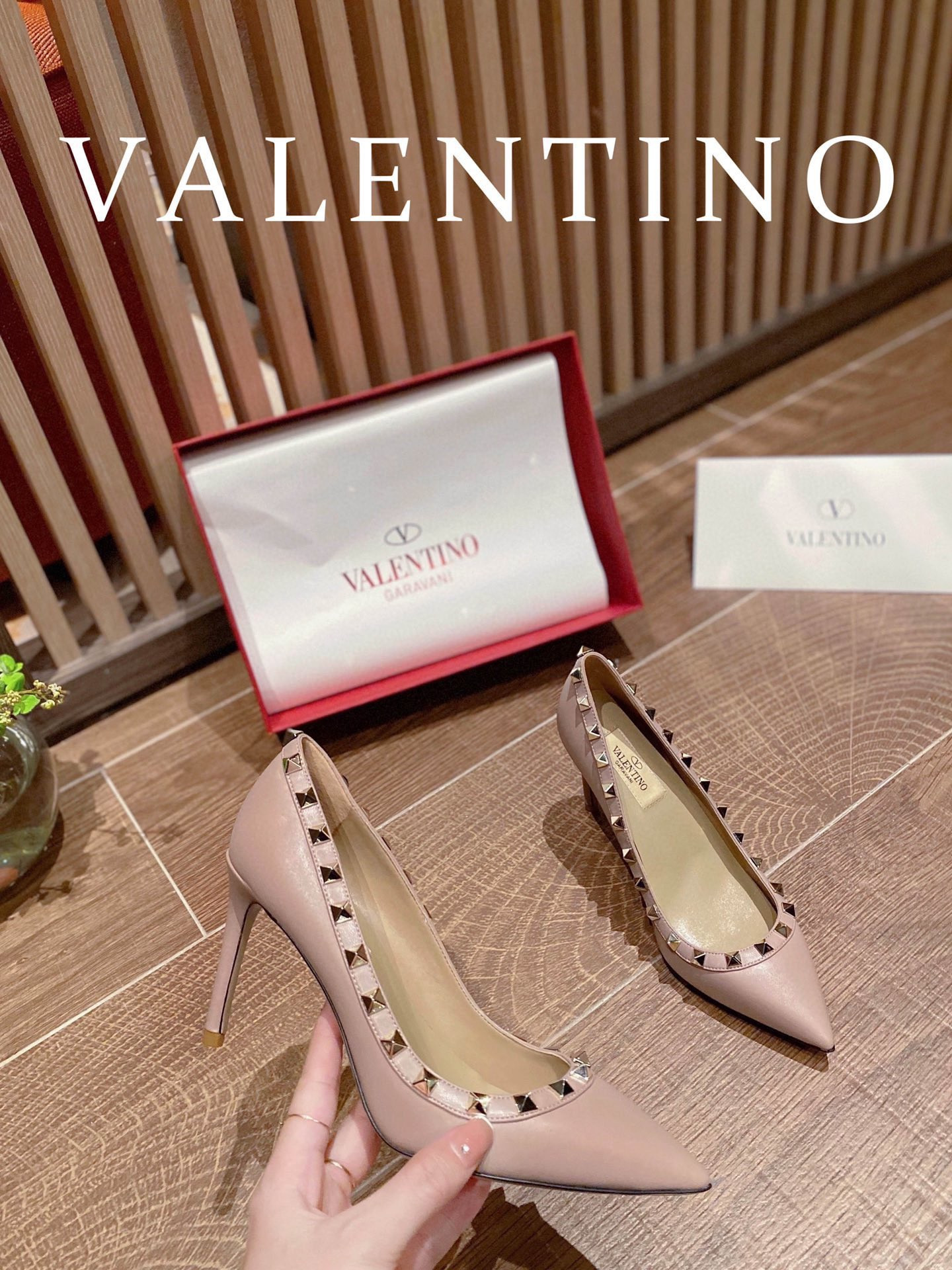 HOT SALE VALENTINO ROCKSTUD HIGH HEELS