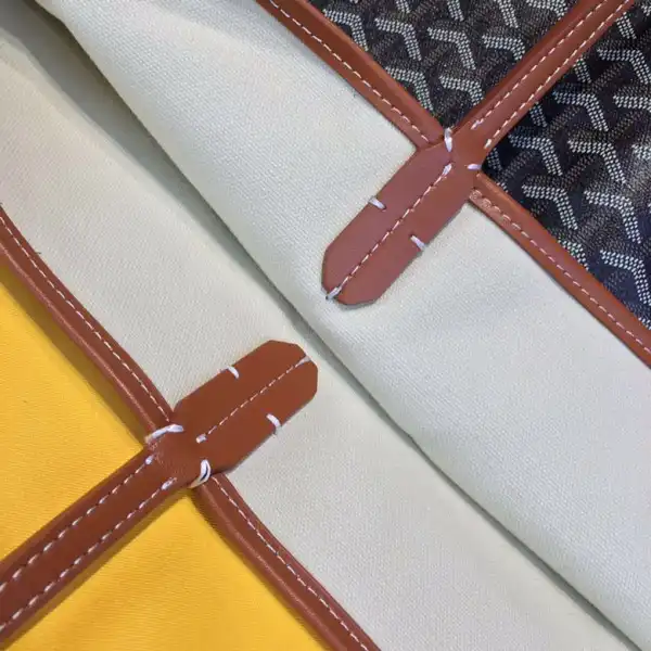 GOYARD TOTE BAG