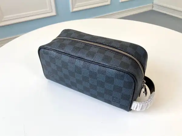 Repladies offers premium fake Louis bags at unbeatable prices. Our products are cheap because we focus on direct sales LOUIS VUITTON TOILETRY POUCH