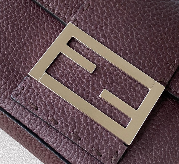 HOT SALE FENDI BAGUETTE