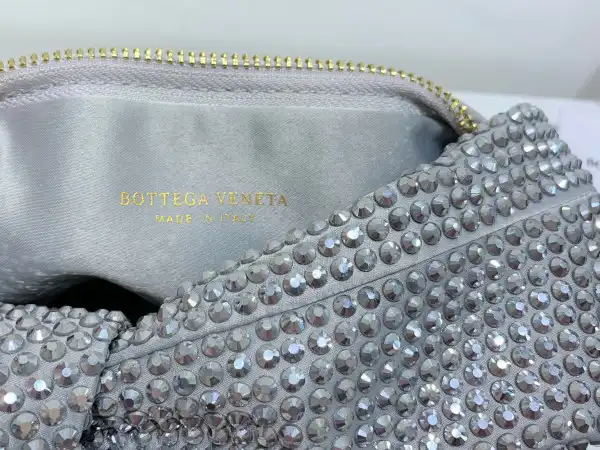 Firstbag Ru BOTTEGA VENETA MINI JODIE