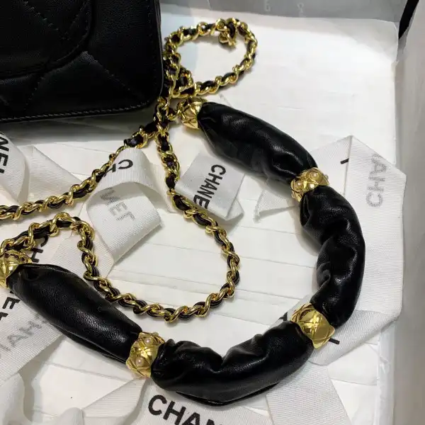 CHANEL WALLET