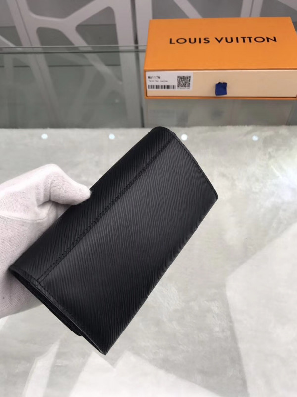 HOT SALE Louis Vuitton Twist Wallet