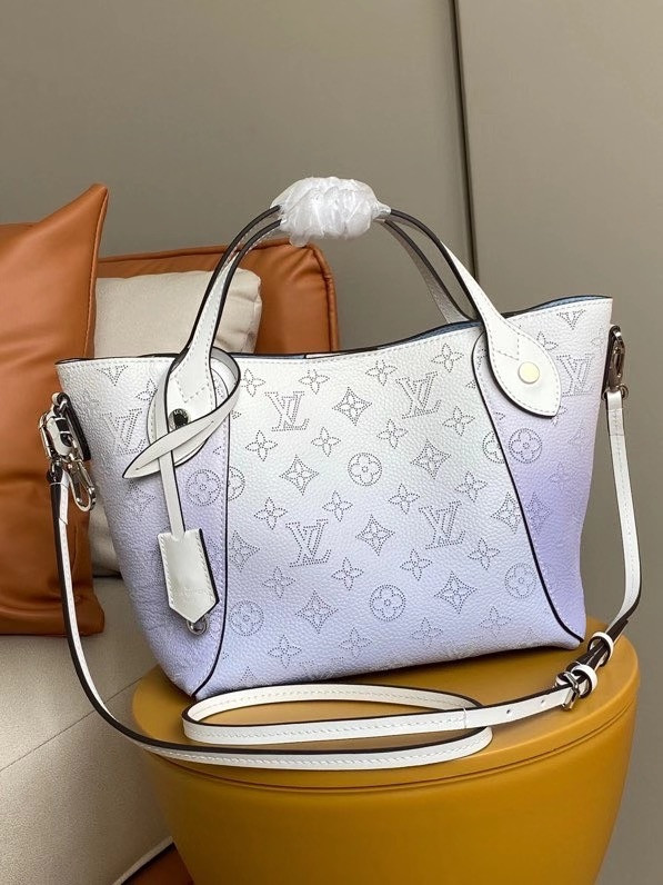 HOT SALE LOUIS VUITTON HINA PM