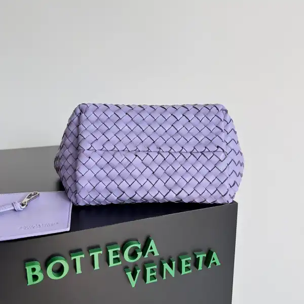 First Bag Ru BOTTEGA VENETA MINI CABAT