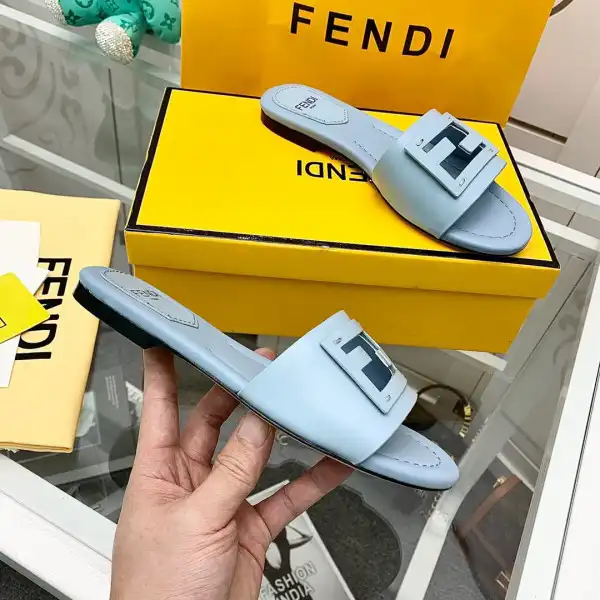 Bagsoffer yupoo Fendi Signature