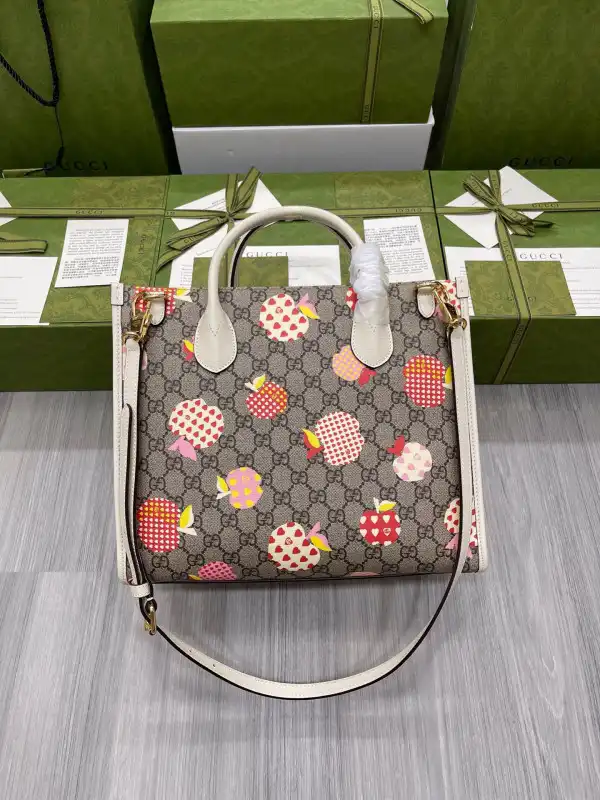 Affordable GUCCI GG small tote bag