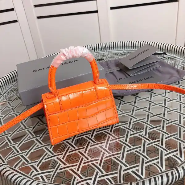 First bag ru BALENCIAGA HOURGLASS