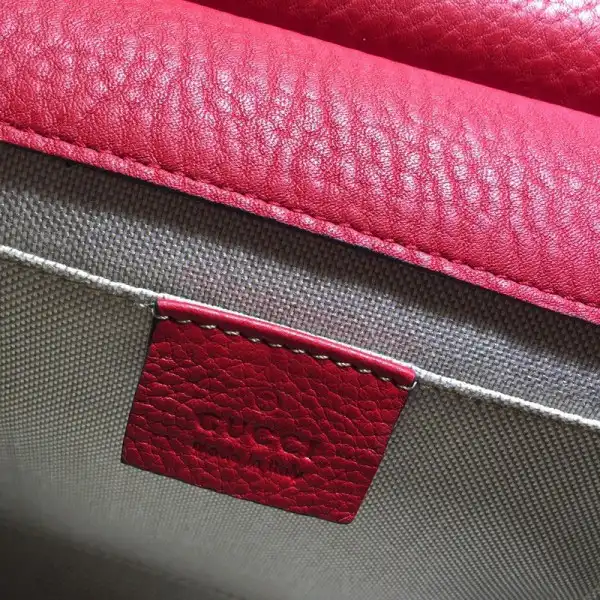 GUCCI GG Marmont shoulder bag