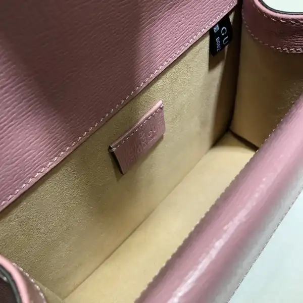 First Bag Ru GUCCI Valentine's Day Limited Edition Dionysus GG mini bag