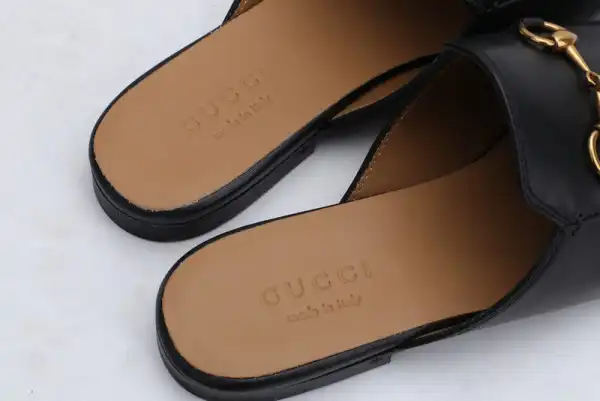 Yupoo bagsoffer GUCCI Princetown leather slipper