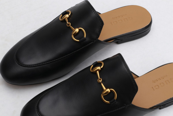 HOT SALE GUCCI Princetown leather slipper