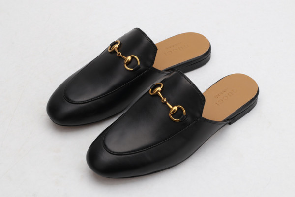 HOT SALE GUCCI Princetown leather slipper