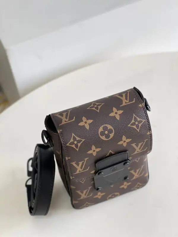 Affordable LOUIS VUITTON S-LOCK VERTICAL WEARABLE WALLET