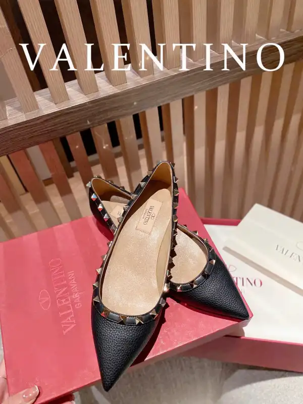 Bagsoffer VALENTINO ROCKSTUD FLAT