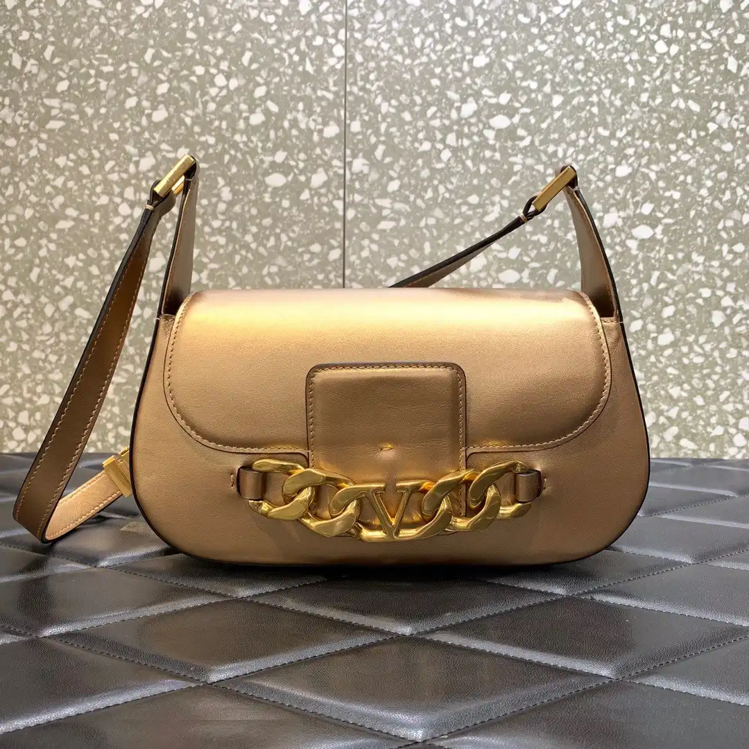 VALENTINO VLOGO CHAIN SHOULDER BAG IN CALFSKIN