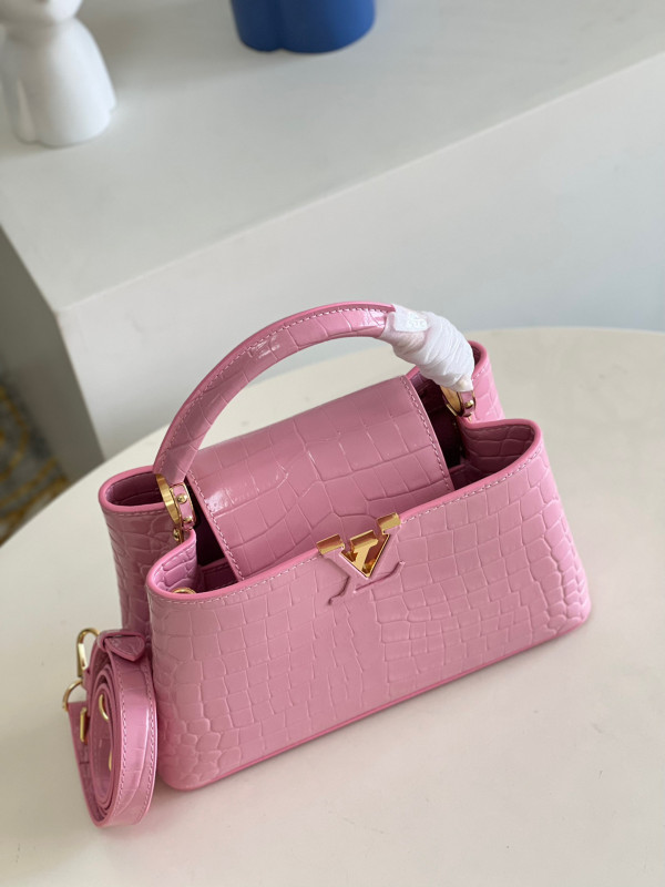 HOT SALE LOUIS VUITTON CAPUCINES BB