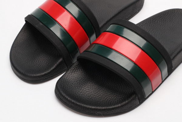 HOT SALE GUCCI Web rubber slide sandal