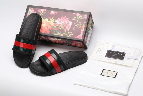 HOT SALE GUCCI Web rubber slide sandal