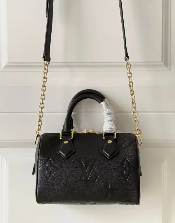 Frstbag ru LOUIS VUITTON SPEEDY BANDOULIÈRE 20