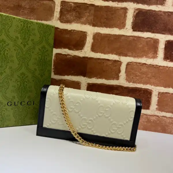 Affordable GUCCI GG wallet with chain