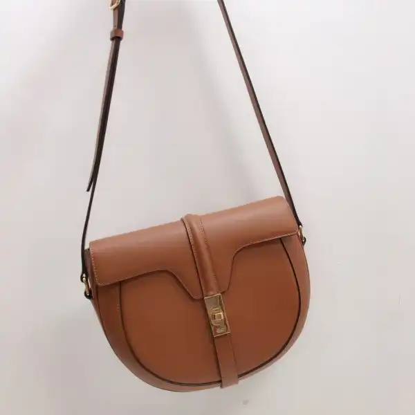 Bagsoffer CELIN* BESACE 16 BAG IN SATINATED CALFSKIN