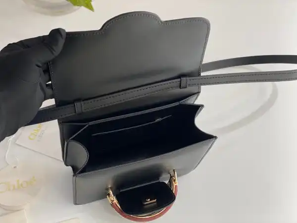 First bag ru CHLOÉ KATTIE CROSS-BODY BAG