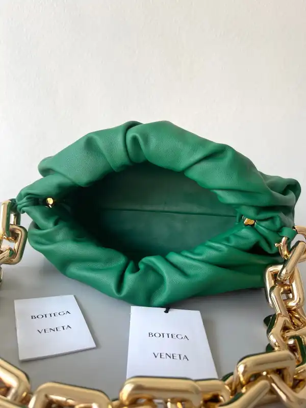 BOTTEGA VENETA THE CHAIN POUCH